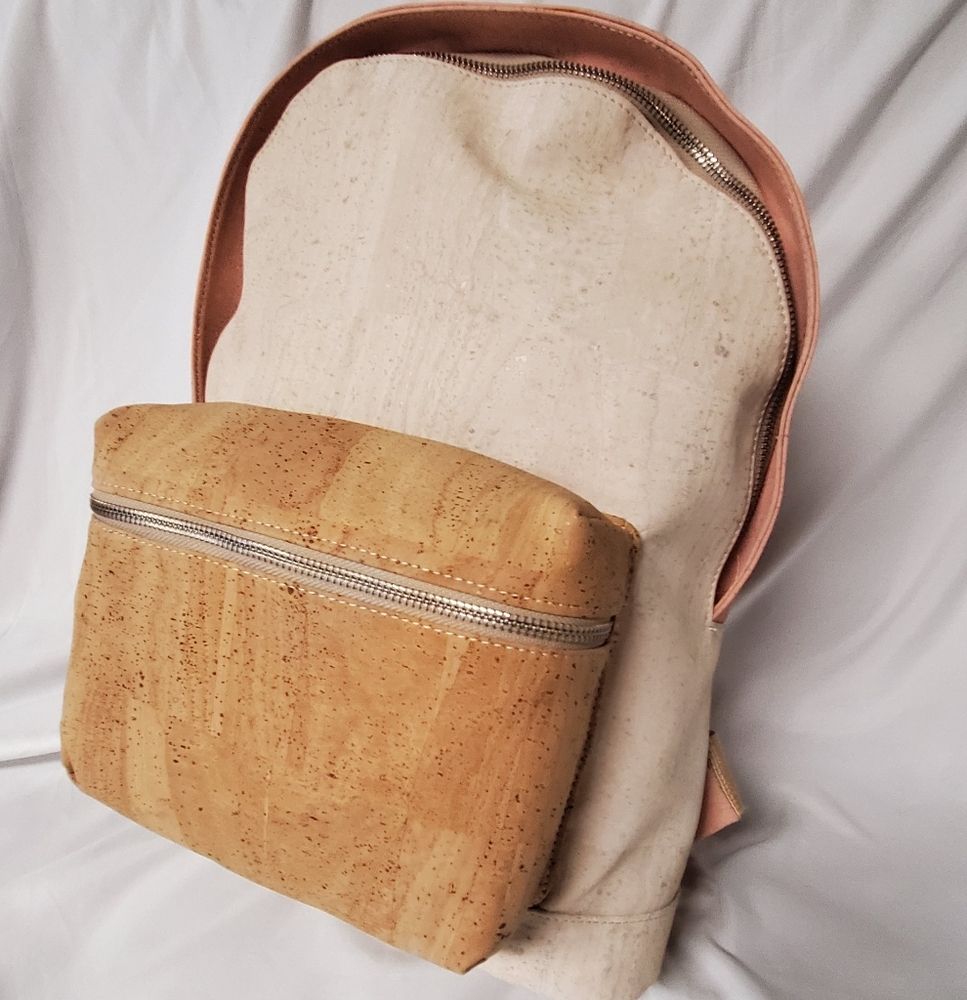 Backpack by Artelusa
